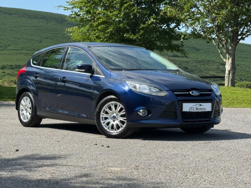 Ford Focus  2.0 TDCi Titanium 5dr Man, diesel, Blue + Great Value Family Hatchback