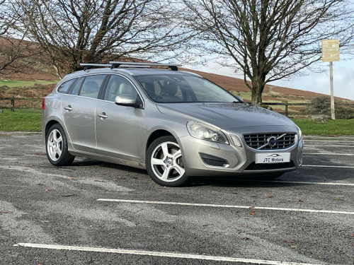 Volvo V60  D3 [163] SE Lux 5dr Auto, Silver + Full history