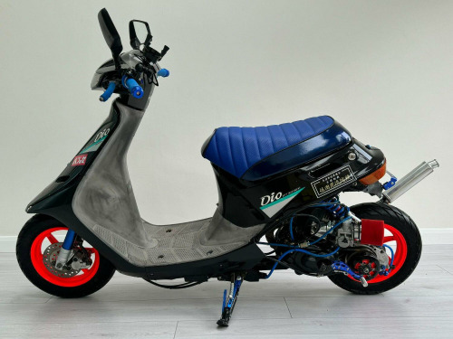 Honda DIO  AF18 HIGHLY MODIFIED