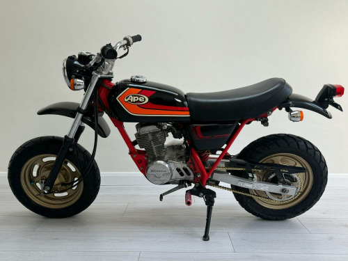 Honda APE  APE 50