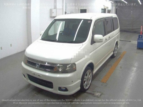 Honda Stepwagon  RF8 24T *RARE FACTORY 4WD*