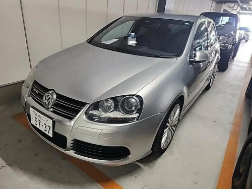 Volkswagen Golf  3.2 V6 R32