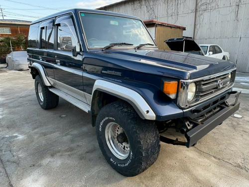 Toyota Land Cruiser  70 SERIES HJZ77HV 4.2 DIESEL