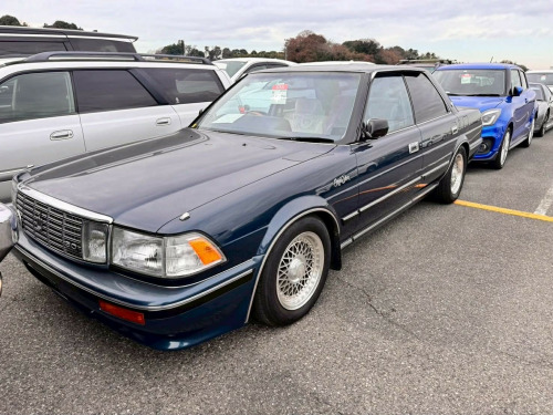Toyota Crown  MS135 ROYAL SALOON G 