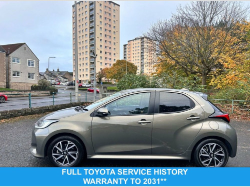 Toyota Yaris  1.5 VVT-h Design Hatchback 5dr Petrol Hybrid E-CVT