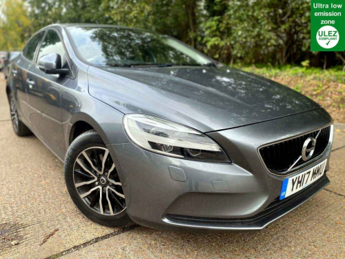 Volvo V40  1.5 T2 Momentum Nav Plus Hatchback 5dr Petrol Auto