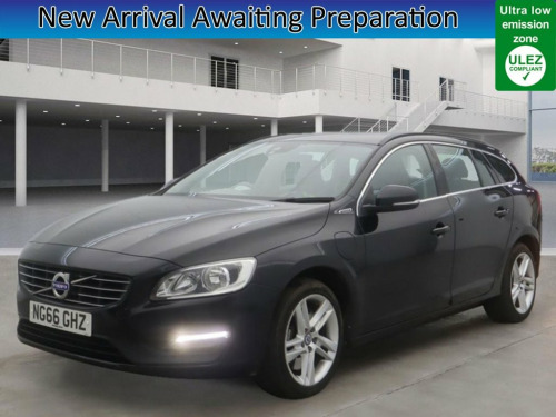 Volvo V60  2.4 D5 Twin Engine SE Nav Estate 5dr Diesel Plug-i