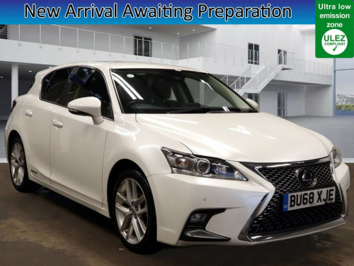 Lexus CT 200h  1.8 200h Luxury Hatchback 5dr Petrol Hybrid E-CVT 