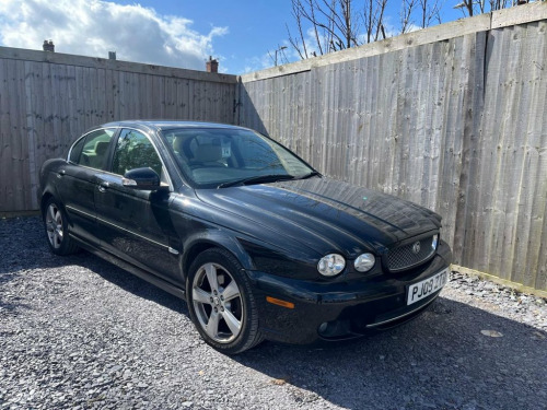 Jaguar X-TYPE  2.2 SE 4d 145 BHP ***2023 AUTO TRADER HIGHLY RATED