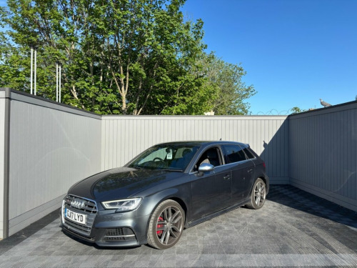 Audi S3  2.0 TFSI Sportback 5dr Petrol S Tronic quattro Eur