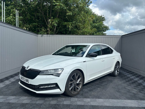 Skoda Superb  2.0 TSI SportLine Plus Hatchback 5dr Petrol DSG Eu