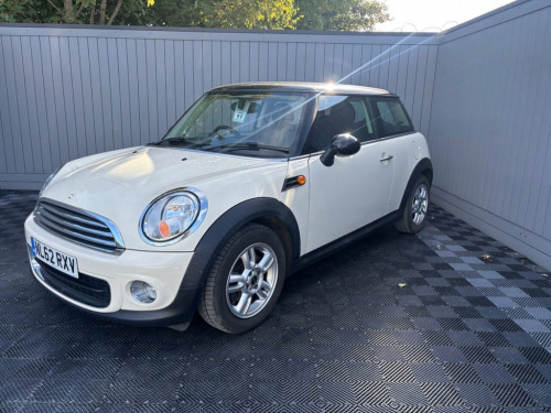 MINI Hatch  1.6 One Hatchback 3dr Petrol Manual Euro 5 (98 ps)