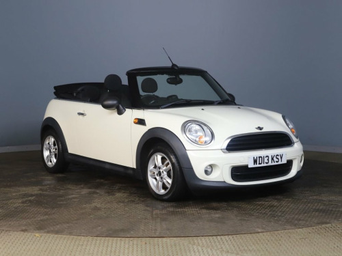 MINI Convertible  1.6 One Convertible 2dr Petrol Manual Euro 6 (98 p