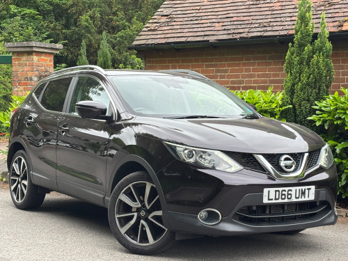 Nissan Qashqai  1.2 DIG-T Tekna SUV 5dr Petrol XTRON 2WD Euro 6 (s/s) (115 ps)