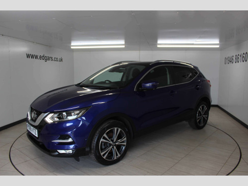 Nissan Qashqai  1.3 DIG-T N-Connecta SUV 5dr Petrol Manual Euro 6 (s/s) (140 ps)