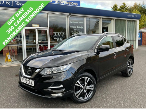 Nissan Qashqai  1.3 DIG-T N-Connecta SUV 5dr Petrol Manual Euro 6 