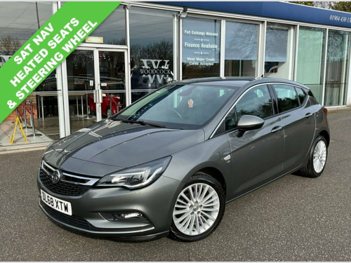 Vauxhall Astra  1.0i Turbo ecoTEC Elite Nav Hatchback 5dr Petrol M