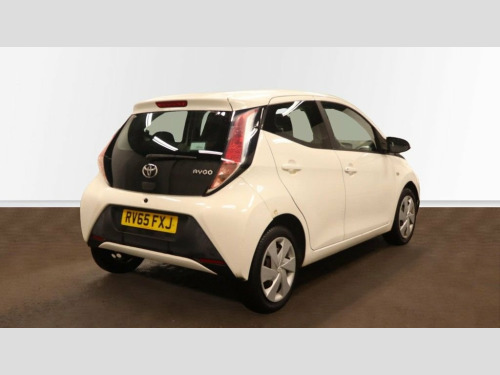 Toyota AYGO  1.0 VVT-i x-play Hatchback 5dr Petrol Manual Euro 