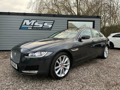 Jaguar XF  2.0d Portfolio Saloon 4dr Diesel Auto Euro 6 (s/s)