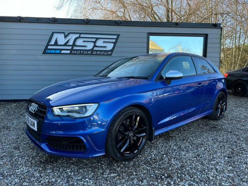 Audi S3  2.0 TFSI Hatchback 3dr Petrol S Tronic quattro Eur