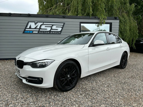 BMW 3 Series  2.0 320i Sport Saloon 4dr Petrol Manual xDrive Eur