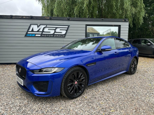 Jaguar XE  2.0 D180 R-Dynamic S Saloon 4dr Diesel Auto Euro 6