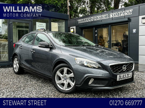 Volvo V40  1.6 D2 CROSS COUNTRY LUX 5d 113 BHP