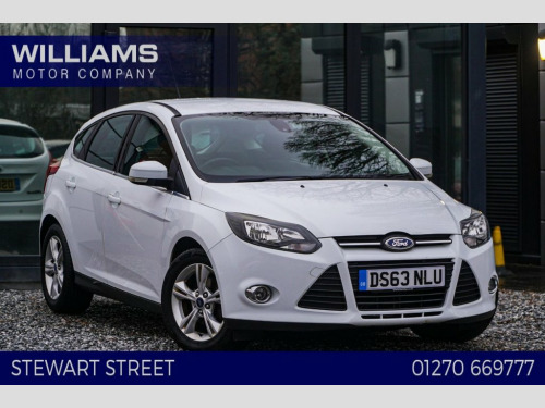 Ford Focus  1.6 Zetec Hatchback 5dr Petrol Manual Euro 5 (105 