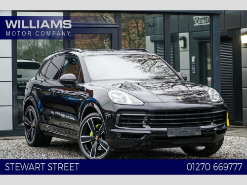 Porsche Cayenne  3.0 V6 E-Hybrid 17.9kWh SUV 5dr Petrol Plug-in Hyb