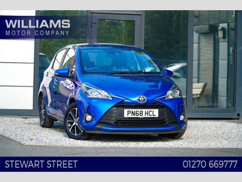 Toyota Yaris  1.5 VVT-i Icon Tech Hatchback 5dr Petrol Manual Eu