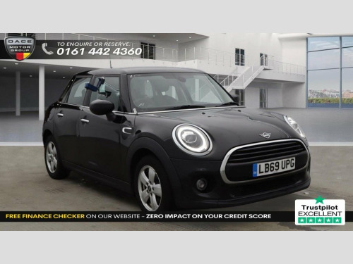 MINI Hatch  1.5 Cooper Classic Hatchback 5dr Petrol Manual Eur