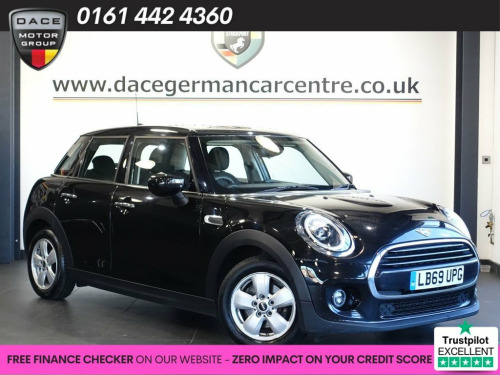 MINI Hatch  1.5 Cooper Classic Hatchback 5dr Petrol Manual Eur