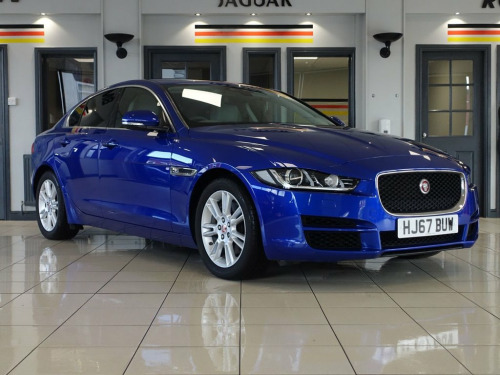 Jaguar XE  2.0i Prestige Saloon 4dr Petrol Auto Euro 6 (s/s) 