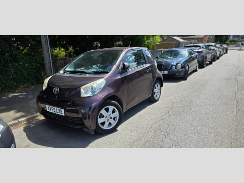 Toyota iQ  VVT-I IQ 3-Door