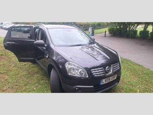 Nissan Qashqai  2.0 n-tec Hatchback 5dr Petrol CVT 2WD (189 g/km, 139 bhp)