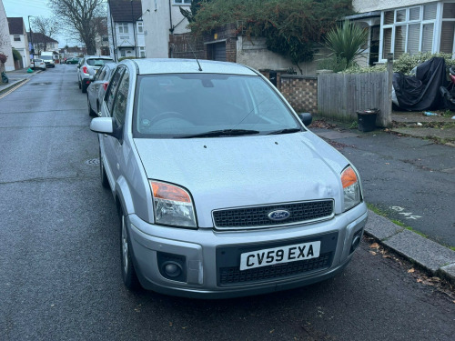 Ford Fusion  1.6 Plus Hatchback 5dr Petrol Automatic (181 g/km, 99 bhp) 