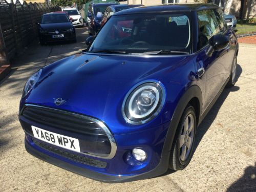 MINI Hatch  1.5 Cooper Classic Euro 6 (s/s) 3dr