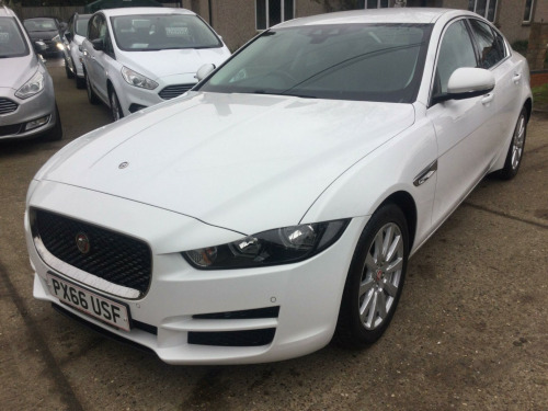 Jaguar XE  2.0 GTDi Prestige Auto Euro 6 (s/s) 4dr