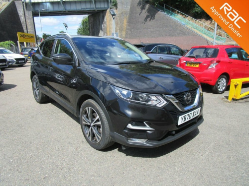 Nissan Qashqai  1.3 DIG-T N-CONNECTA 5d 139 BHP