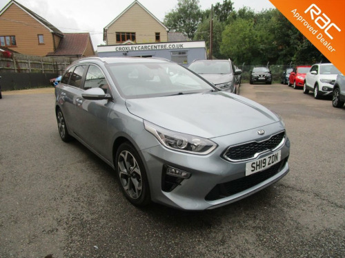 Kia ceed  1.4 3 ISG 5d 139 BHP