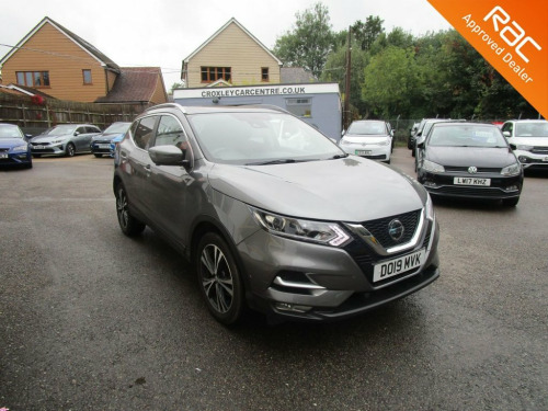 Nissan Qashqai  1.3 DIG-T N-Connecta SUV 5dr Petrol Manual Euro 6 