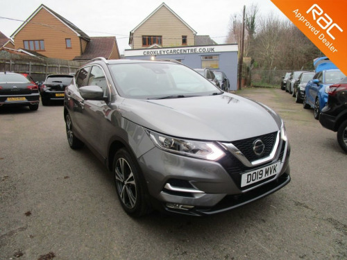 Nissan Qashqai  1.3 DIG-T N-Connecta SUV 5dr Petrol Manual Euro 6 