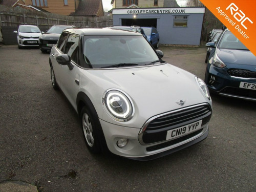 MINI Hatch  1.5 Cooper Classic Hatchback 5dr Petrol Manual Eur