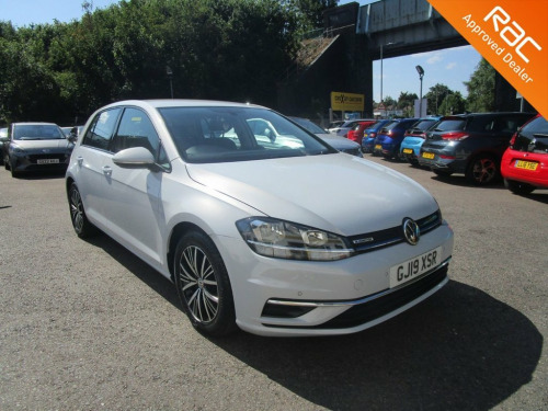 Volkswagen Golf  1.5 TSI EVO SE Nav Hatchback 5dr Petrol Manual Eur