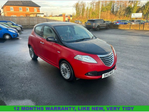 Chrysler Ypsilon  1.2 Black&Red Hatchback 5dr Petrol Manual Euro 5 (