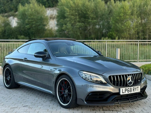 Mercedes-Benz C-Class  4.0 C63 V8 BiTurbo AMG S (Premium Plus) Coupe 2dr 