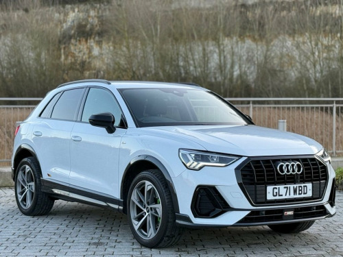 Audi Q3  1.4 TFSIe 45 Black Edition SUV 5dr Petrol Plug-in 