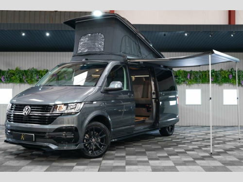 Volkswagen Transporter  2.0 TDI T30 Highline Panel Van 5dr Diesel DSG FWD 