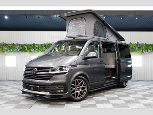 Volkswagen Transporter  2.0 TDI T28 Highline Panel Van 5dr Diesel DSG FWD 