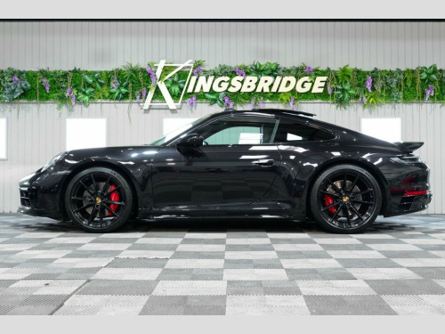 Porsche 911  3.0T 992 Carrera S Coupe 2dr Petrol PDK Euro 6 (s/